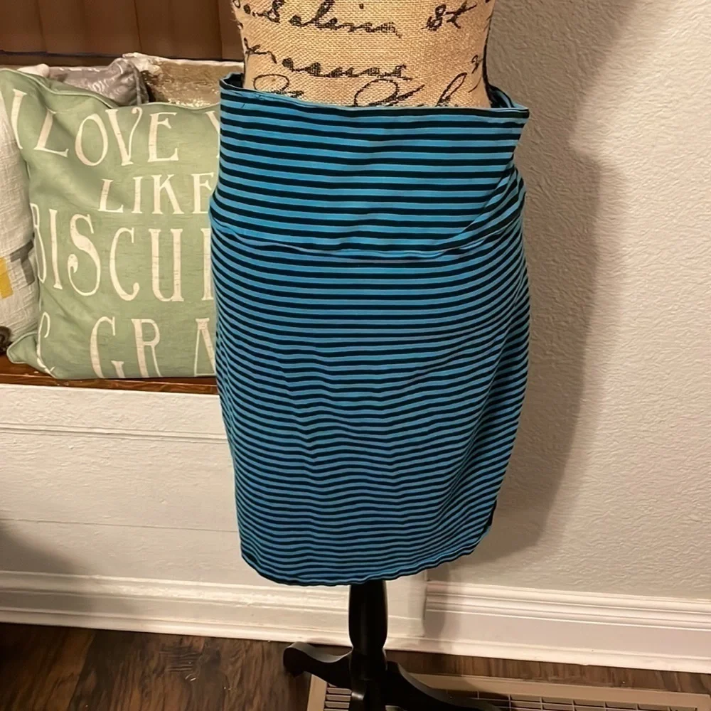 torrid blue skirt